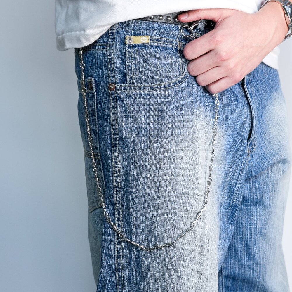 Silver Barbed Wire Wallet Chain